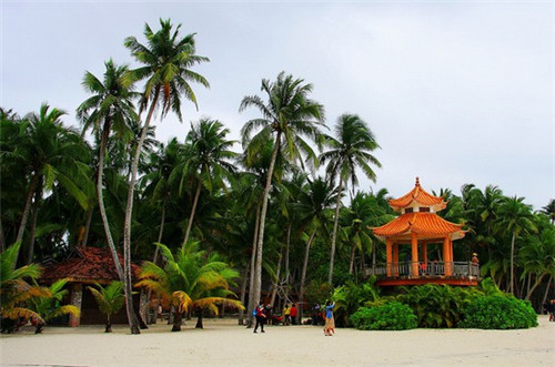 浦城县国庆旅游堵车吗去的人多吗，浦城周边自驾旅游景点